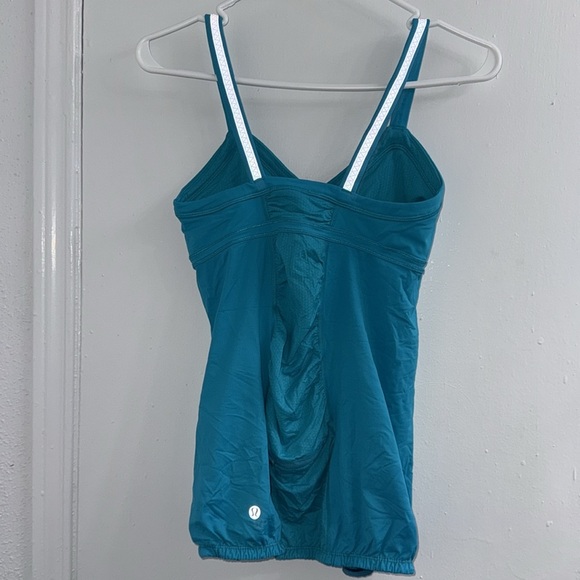 Lululemon Light It Up Tank In Surge Blue size 6 - Picture 5 of 9